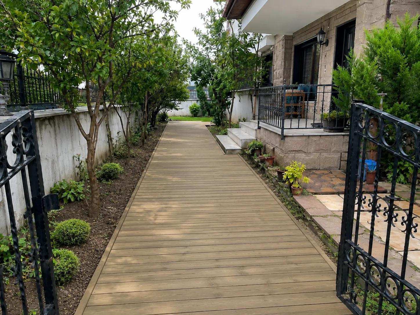 Ahşap deck yürüyüş platformu