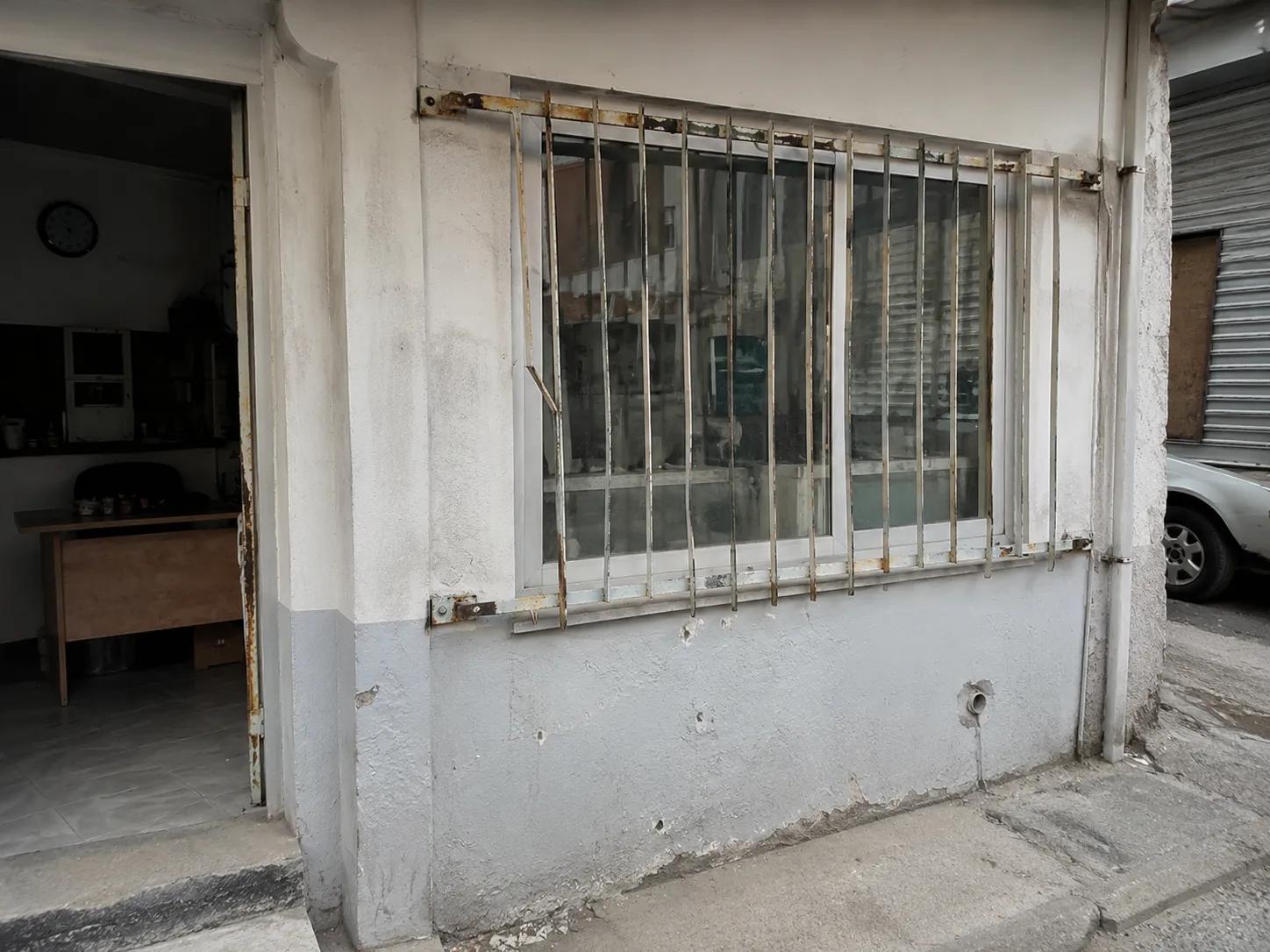 ferforje montajı öncesi i̇şyeri görünümü