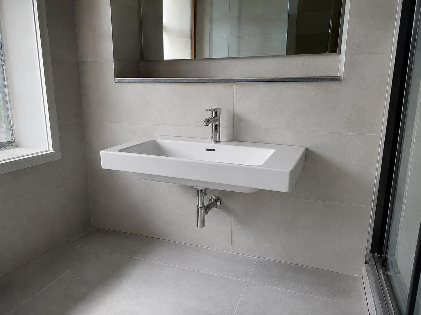 lavabo montajı sonrası banyo teslim görünümü