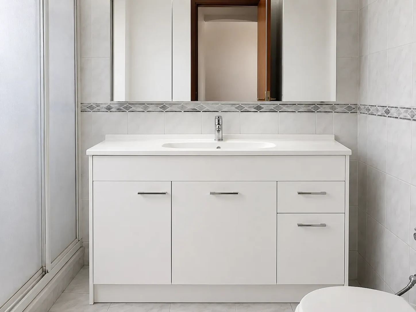 Banyo Dolabı ve Lavabo Yenileme Planı sonrası görünüm